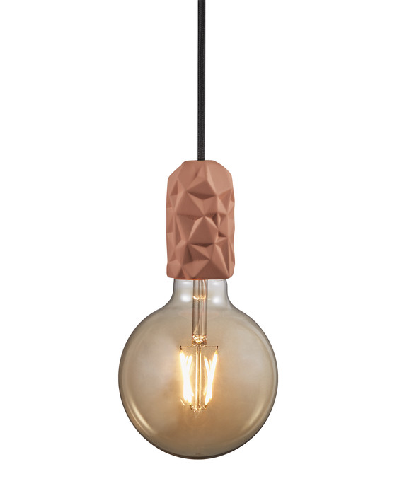 Jednoduchá, moderná a štýlová lampa z porcelánu s plastickým dizajnom, to je Nordlux Hang.