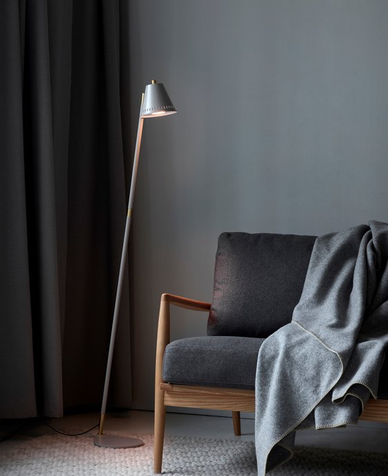 Elegantné, ľahko industriálne svietidlo s mosadzným detailom a zaujímavým svetelným efektom – Nordlux Pine