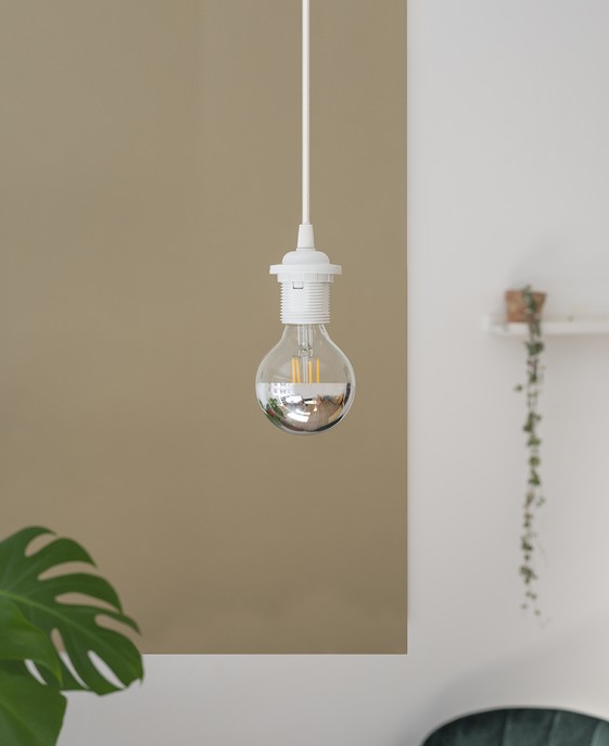 6W LED žiarovka UMAGE Idea s priemerom 8 cm, vhodná pre svietidlá so závitom E27 nielen značky UMAGE