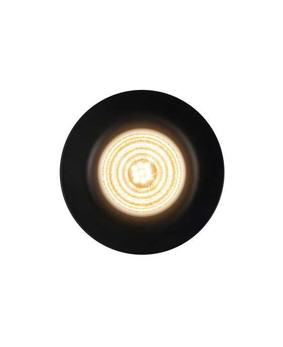 Šetrné bodové svietidlo Stake od Nordluxu vydáva neoslňujúce svetlo, ponúka možnosť paralelného zapojenia. Dve farebné vyhotovenia – čierne alebo biele.