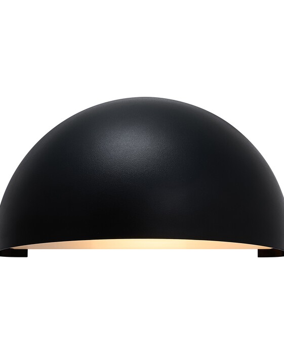 Krásne vonkajšie nástenné svietidlo Nordlux Scorpius Maxi v klasickom nadčasovom dizajne s plastovým tienidlom v čiernom vyhotovení.
