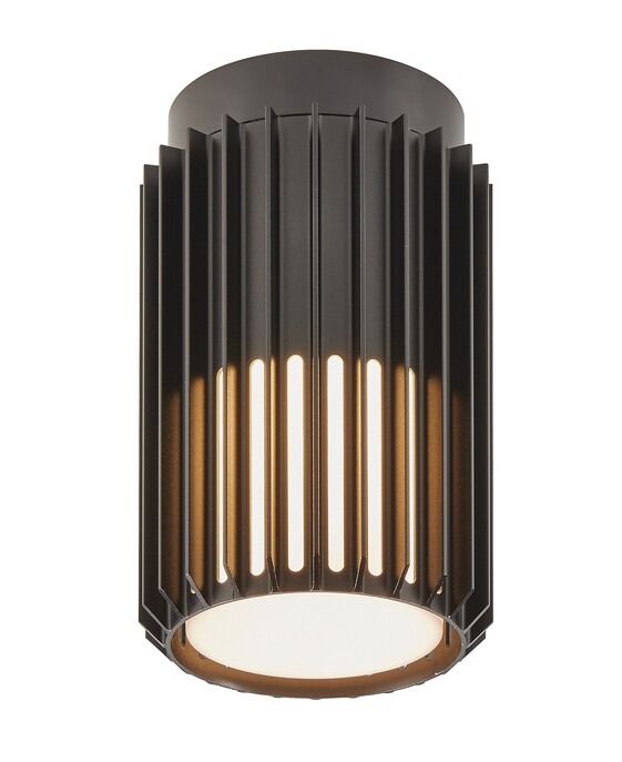 Vonkajšie stropné svetlo Aludra Seaside od Nordluxu v modernom minimalistickom dizajne. Vďaka svojmu špecifickému tvaru vytvára na okolí hru svetla a tieňa. Vyrobené z odolného materiálu, dostupné v troch farbách – čiernej, antracitovej a metalickej hnedej.