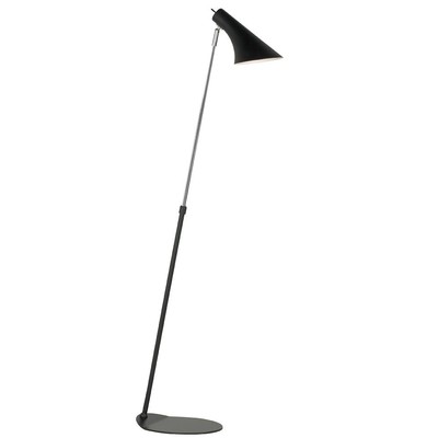 Kvalitný kov, žiadne zbytočné detaily – stojacia lampa Nordlux Vanila v bielej alebo čiernej farbe