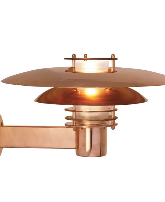 Elegantné vonkajšie nástenné svietidlo v klasickom dizajne vo dvoch verziách odolných voči klimatickým vplyvom