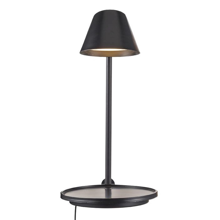 Stay od Nordluxu je multifunkčná lampička, stolová alebo nástenná, so zabudovaným výstupom USB v podstavci, v čiernej a sivej farbe. (čierna (rozbalené))