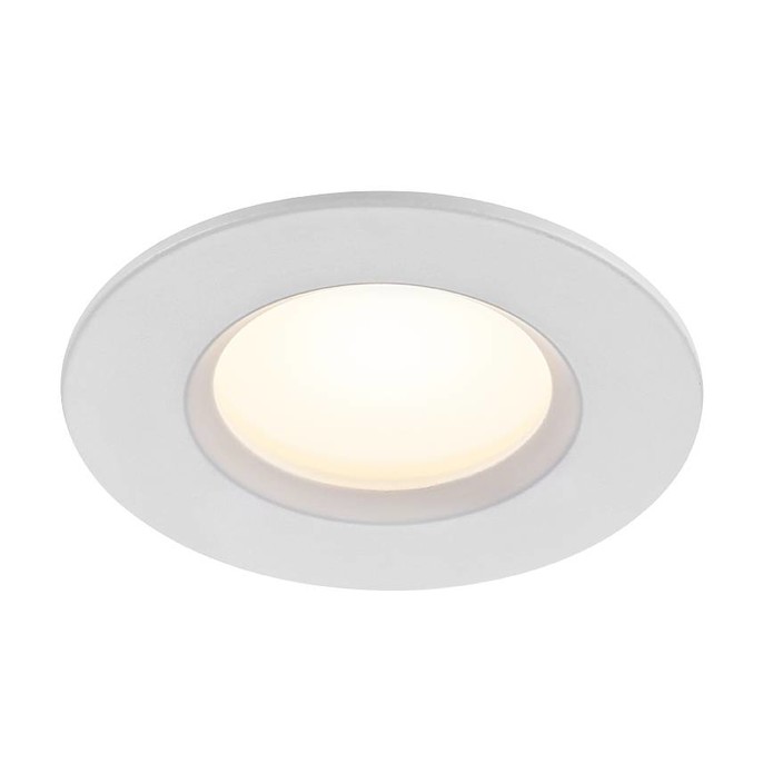 Bodové svetlo Tiaki od Nordluxu má integrovanú LED, umožňujúcu paralelné zapojenie. Môžete tlmiť jej svetlo vo dvoch krokoch bez použitia stmievača (biela)
